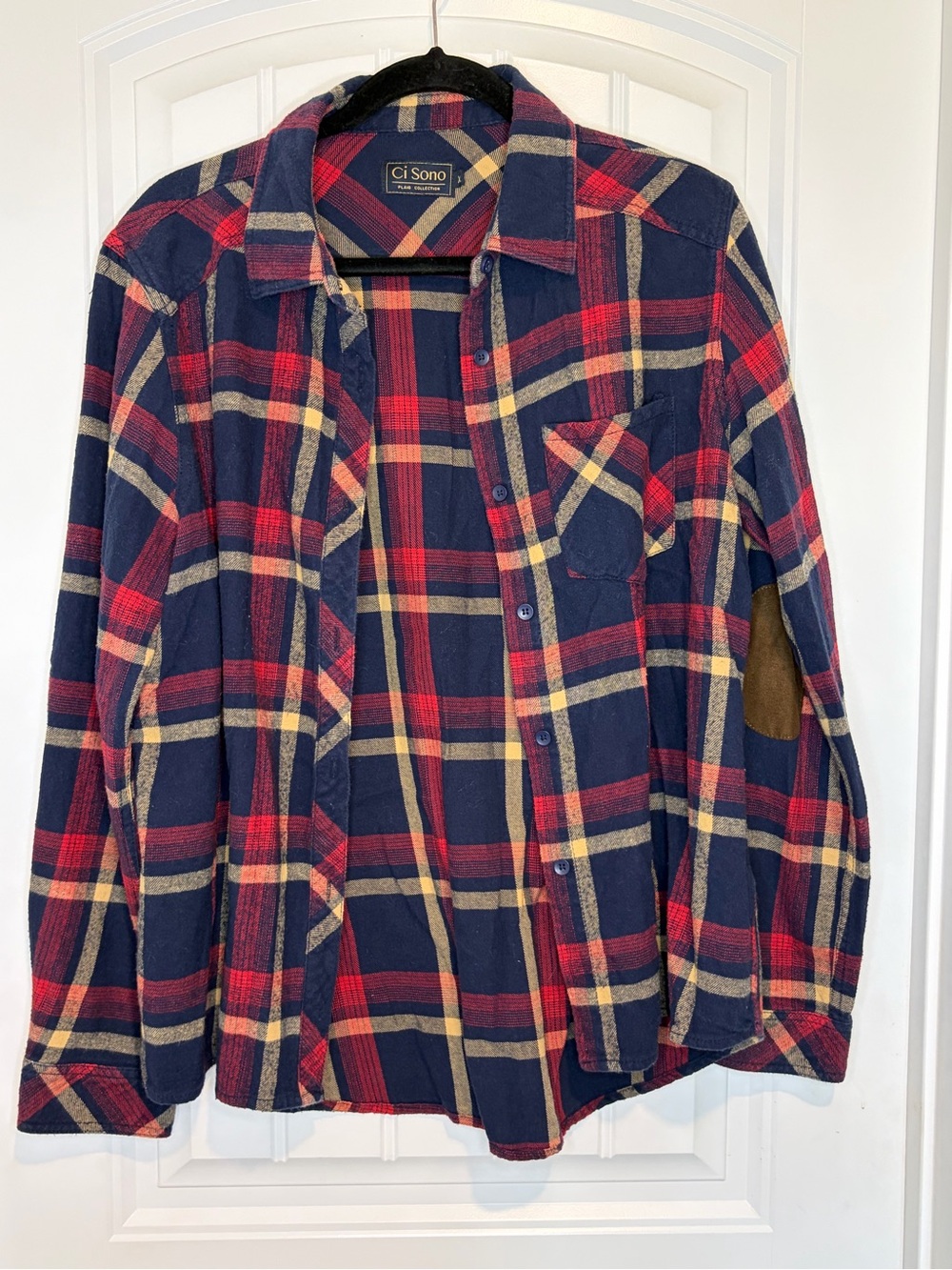 Ci Sono woman’s Navy & Red Plaid Button-Up Shirt